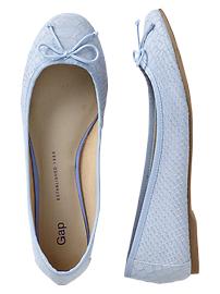 Blue snakeskin ballet slippers, wardrobe staples 2014