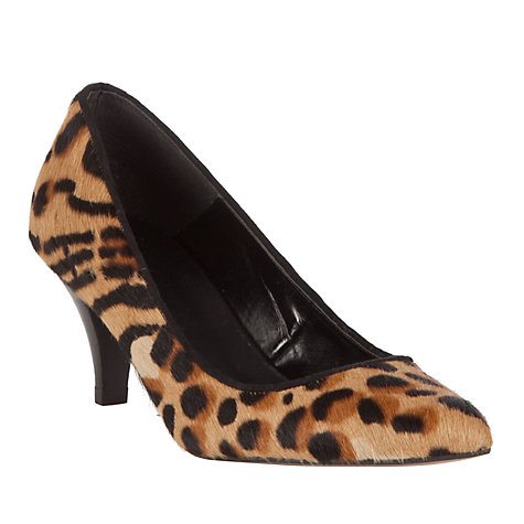 Perfect leopard print courts - Midlifechic