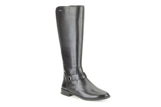 Perfect knee high boots for women over 40 - Midlifechic