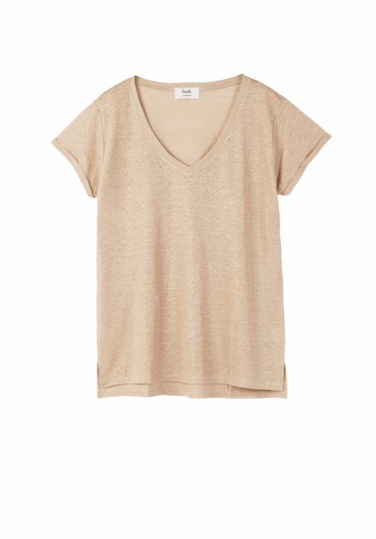 Simple t-shirts with the luxe factor