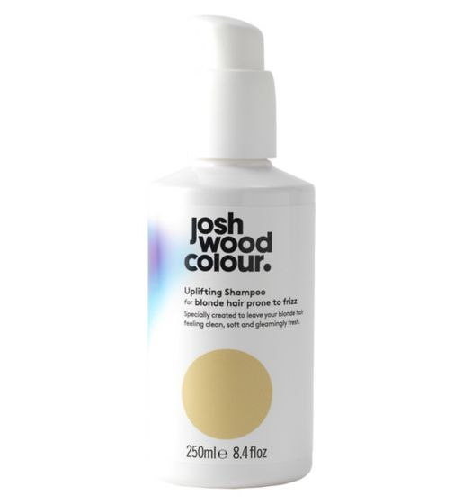 My absolute beauty essentials I don't travel without these