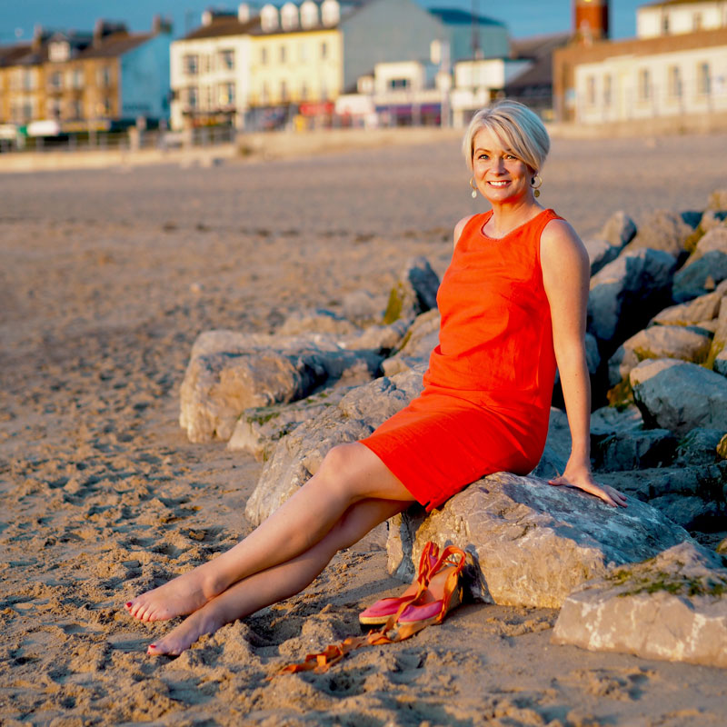 Midlifechic beach outfit