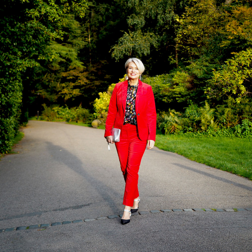 red trouser suit - Christmas what to wear