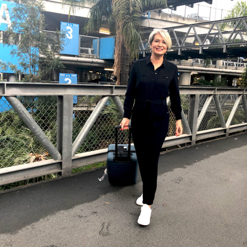 Midlifechic airport outfit - travel