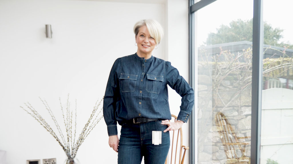 What to look for when you're buying jeans & a try-on - Midlifechic