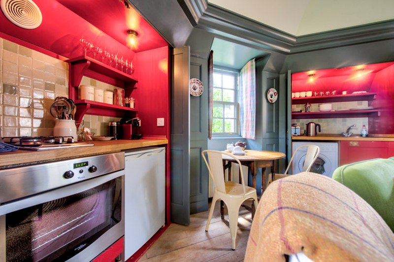 Quirky places to stay in Edinburgh