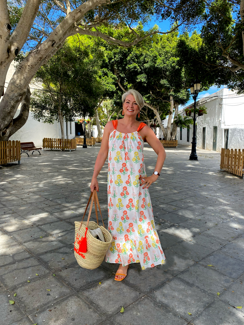 Ageless style - summer holiday looks - Midlifechic