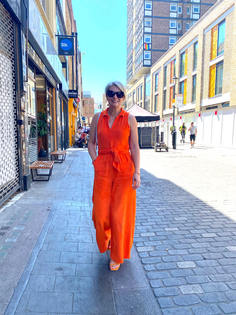 Midlifechic what to wear in London in summer