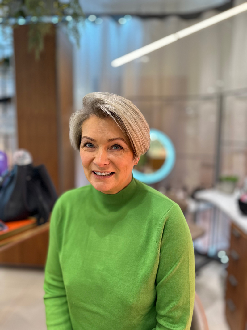 Midlifechic-own-make-up Midlife make-up techniques