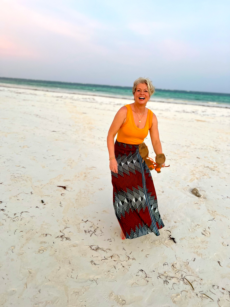 Nikki Garnett, midlifechic, midlife travel blogger