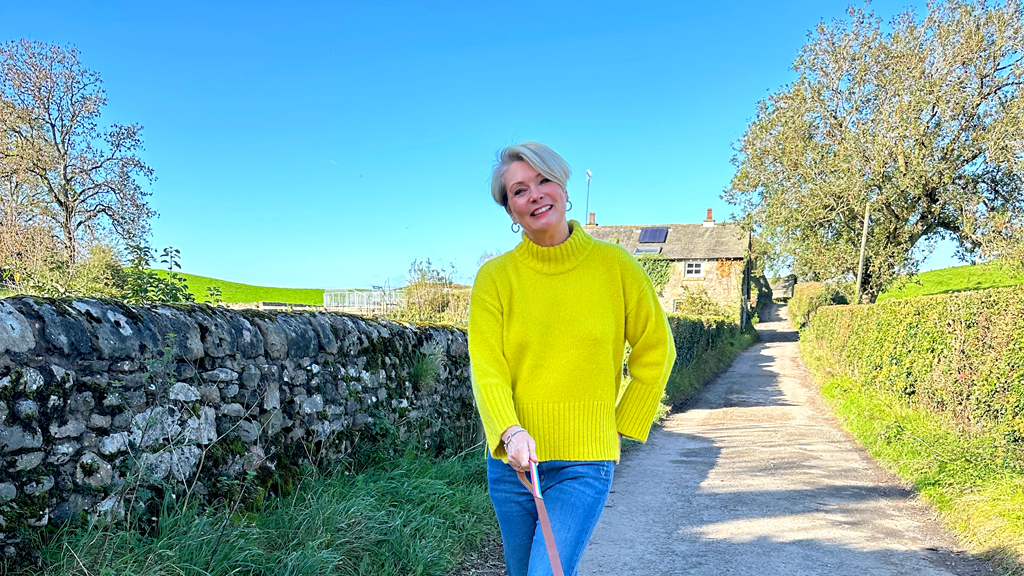 Easy AW23 outfit updates - Midlifechic