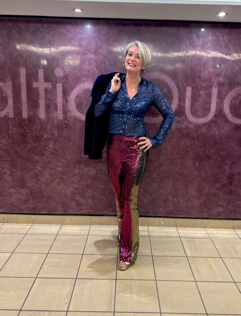 Sequin Leggings Outfit-Merry Xmas & Happy Holidays! - The Travelin