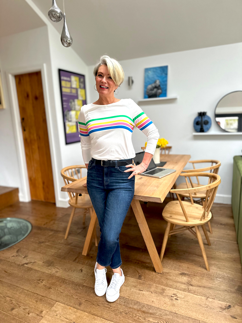 Spring wardrobe lifts