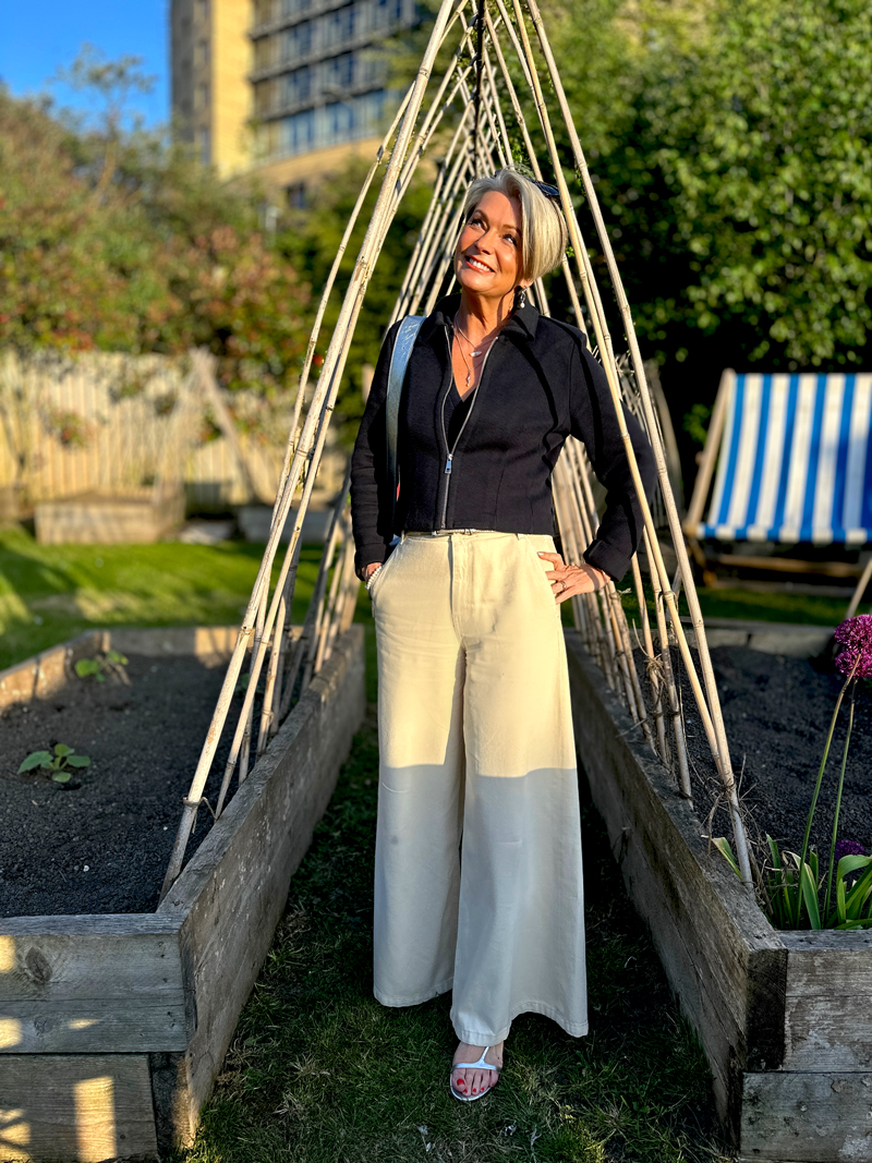 Nikki Garnett, summer outfits for women over 50