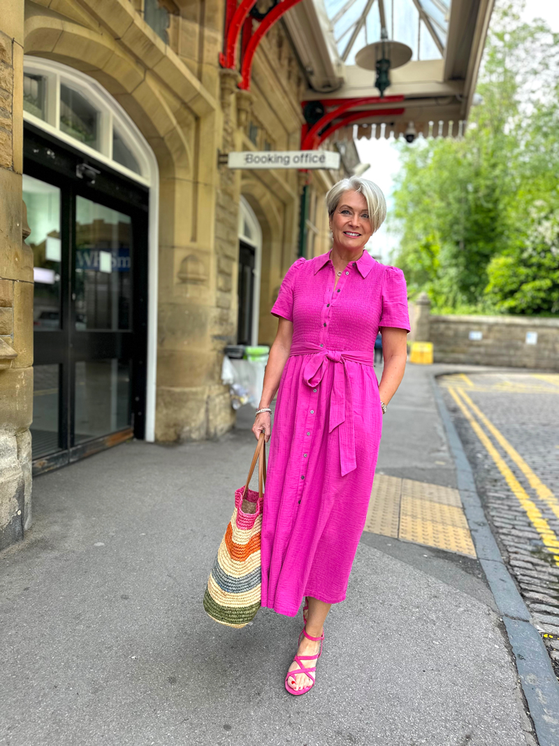 Boden-pink-cheesecloth-dress-2 Nikki Garnett, Midlifechic, Boden pink cheesecloth dress