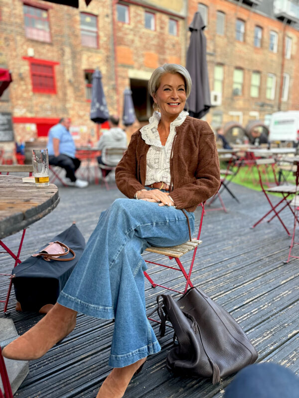 Nikki Garnett Midlifechic, Sezane