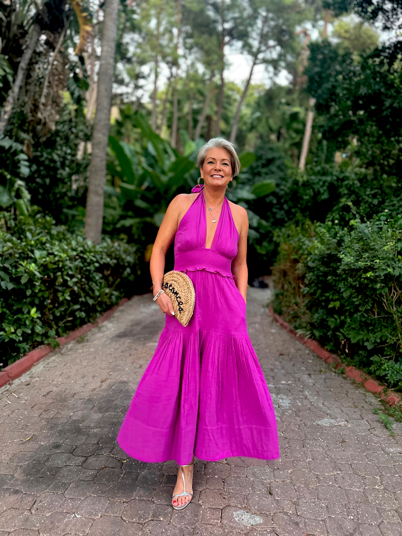 Nikki-Garnett,-Midlifechic,-holiday-style-2 Nikki Garnett, holiday style for women over 50