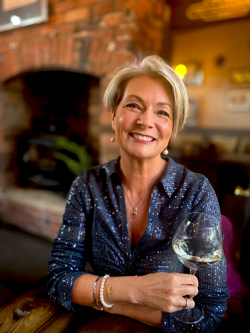 Nikki Garnett, Midlifechic