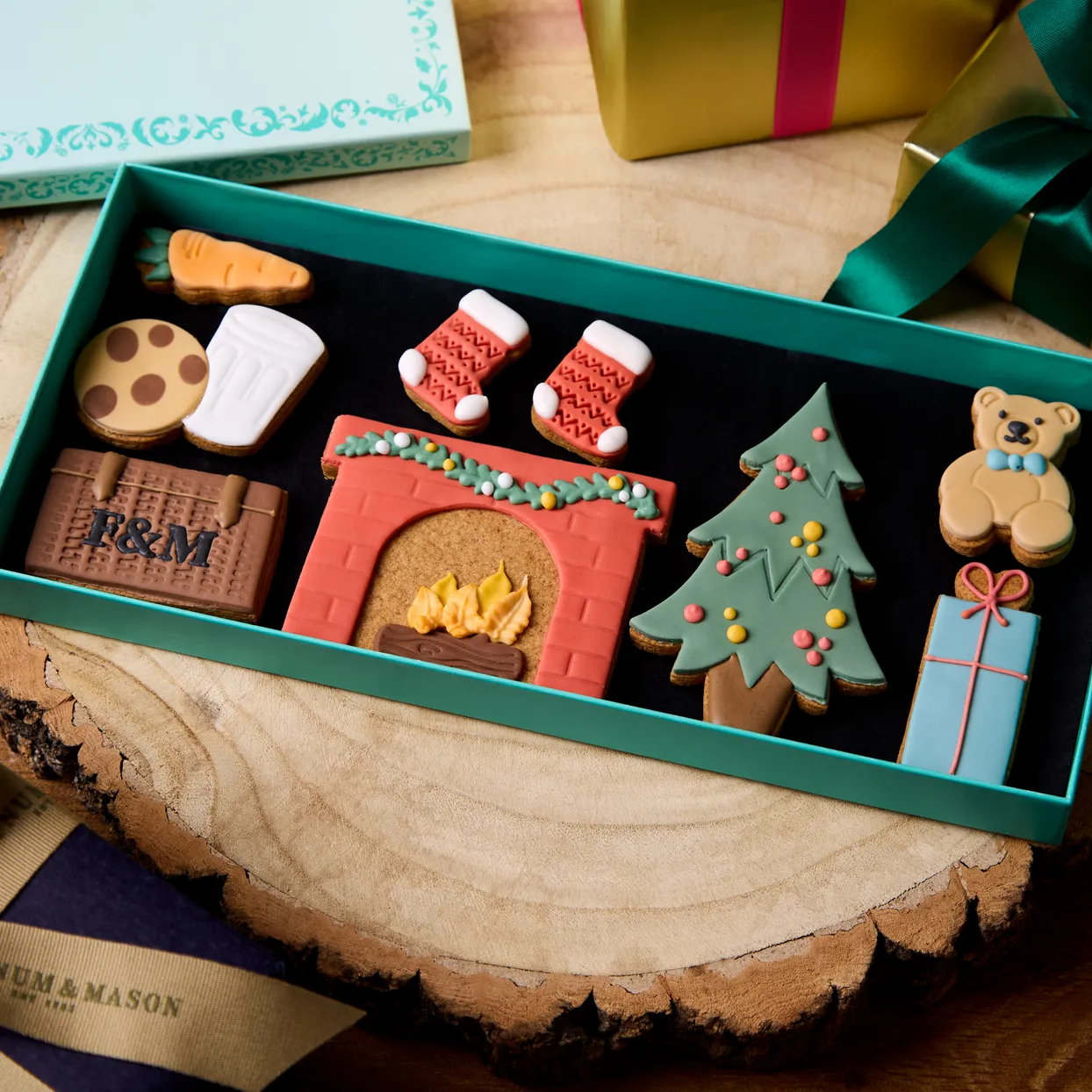 5229001_fmxmas25_night_before_christmas_iced_biscuits_mob_sq_b Simple gifts for men 2025