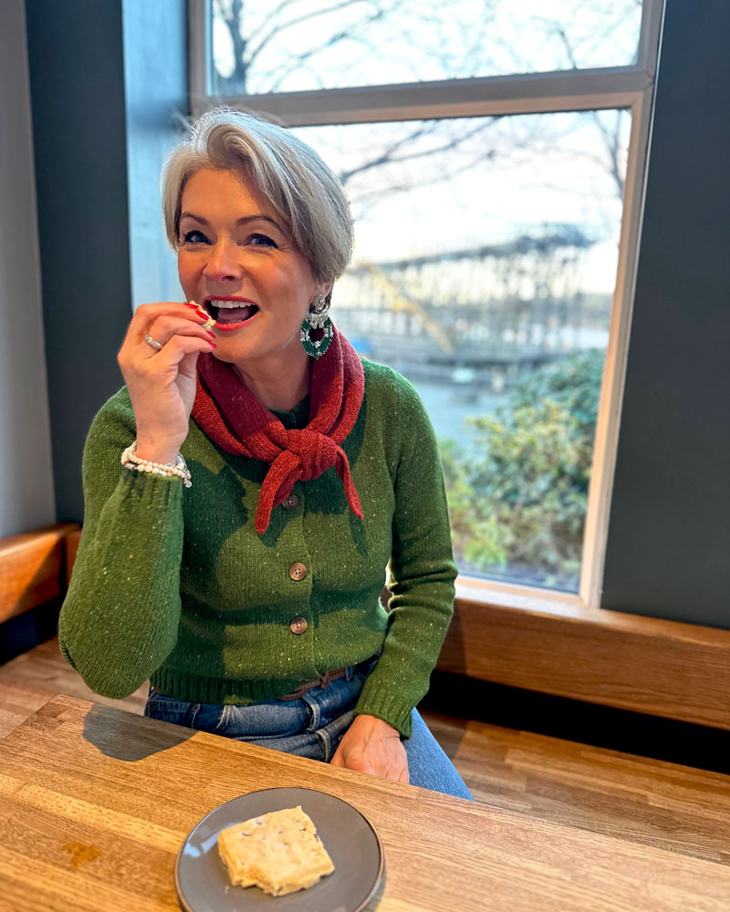 Nikki Garnett, Midlifechic