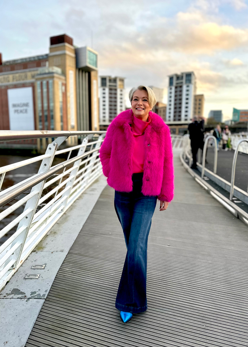 Flamboyant-Natural basics of midlife style