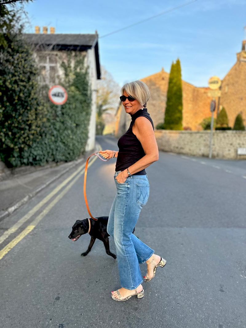 Nikki Garnett, Midlifechic, midlife style blogger