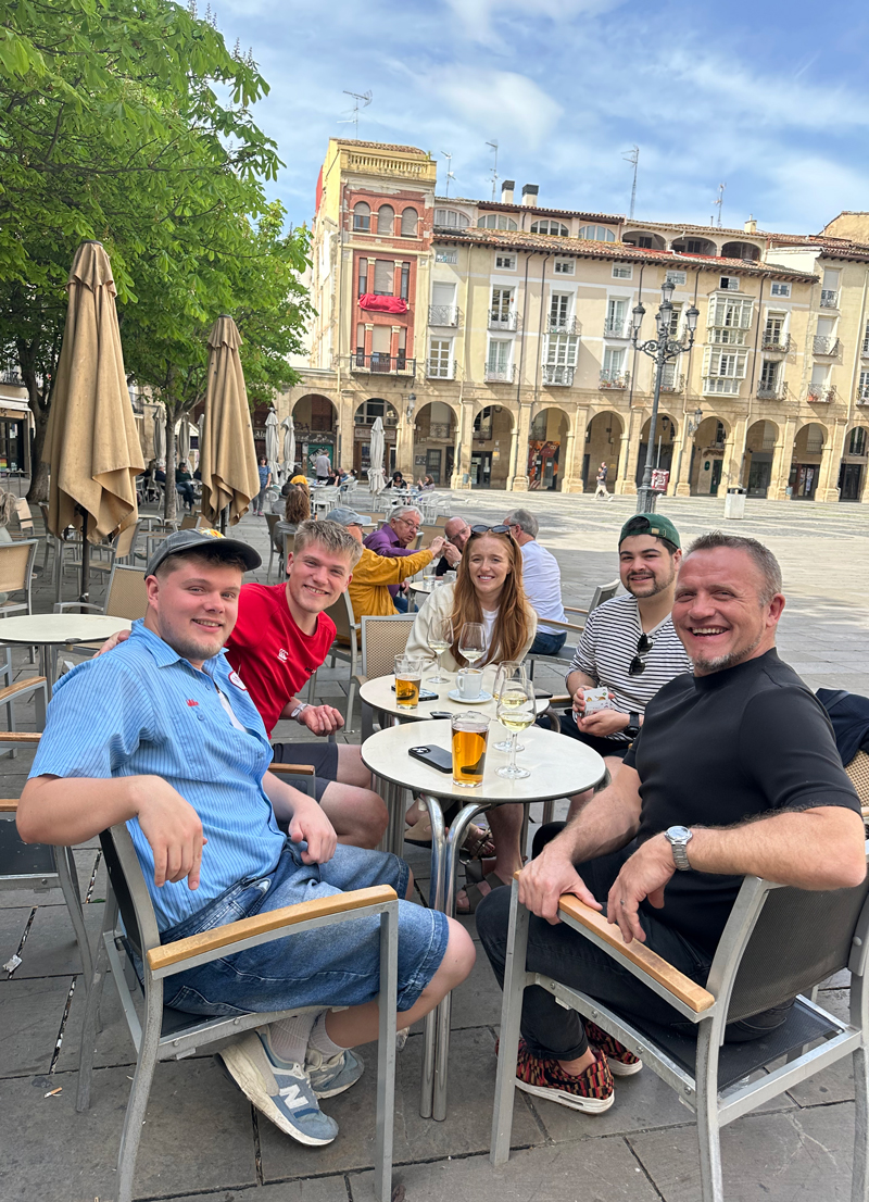Logroño Garnett family