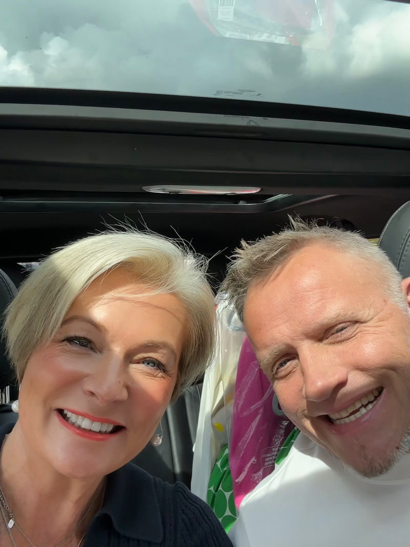 Tour d'Angleterre, Nikki and Mal Garnett