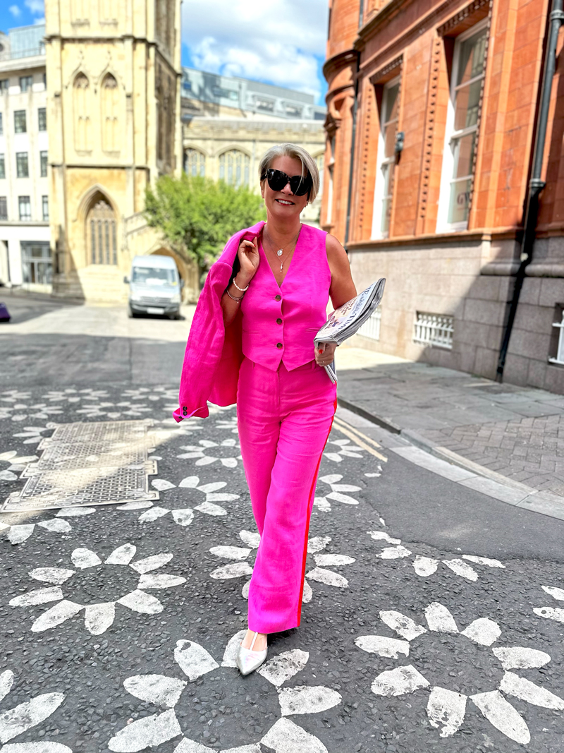 Nikki Garnett, Midlifechic