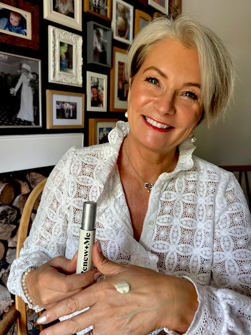 Midlifechic Renew + Me review
