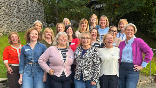 Midlifechic Escapes - midlife retreat